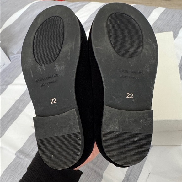 Kids Dolce & Gabbana Black Velvet Loafers with Gold Crown - Picture 3 of 5